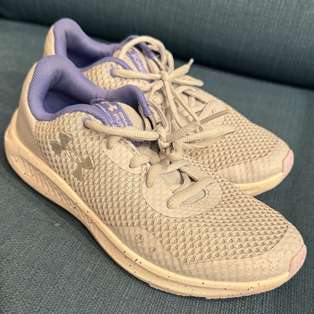 Under Armour Sneakers